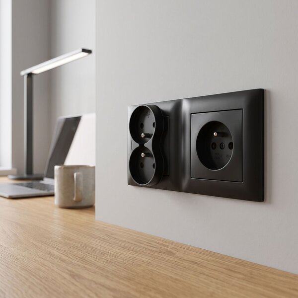 Двойна рамка за контакти OSTE JNH014-2F Black
