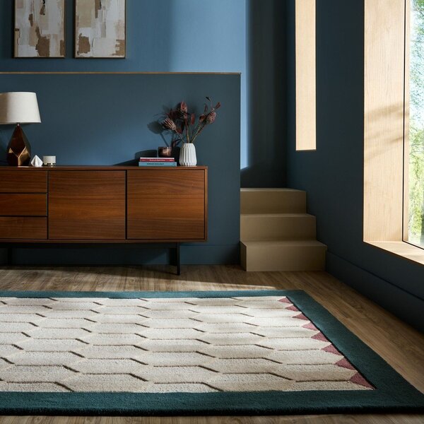 Ръчно изработен вълнен килим в естествен цвят/тюркоазен 120x170 cm Apex Border Wool – Flair Rugs