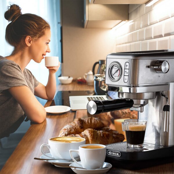 Кафемашина Ariete ESPRESSO METAL SLIM 1381/10, 1300W, 15 bar, 1.1 л, Манометър, Инокс