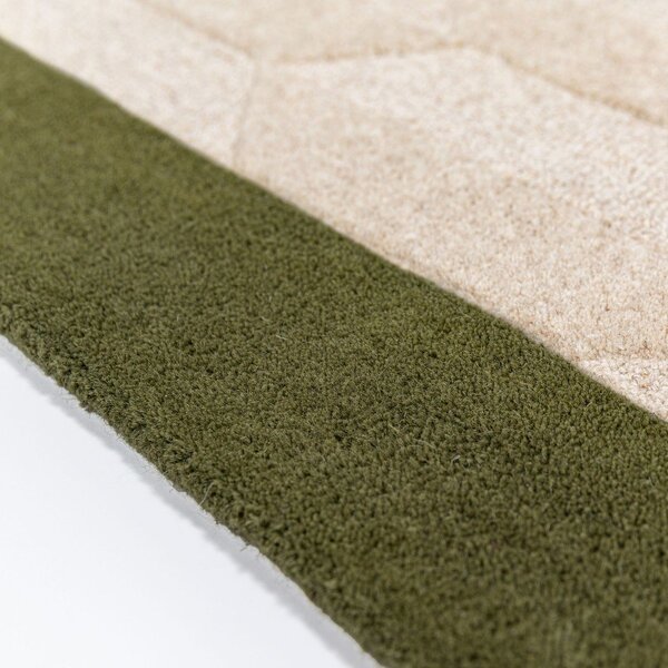 Зелена/в естествен цвят ръчно изработена вълнена пътека 60x230 cm Apex Border Wool – Flair Rugs