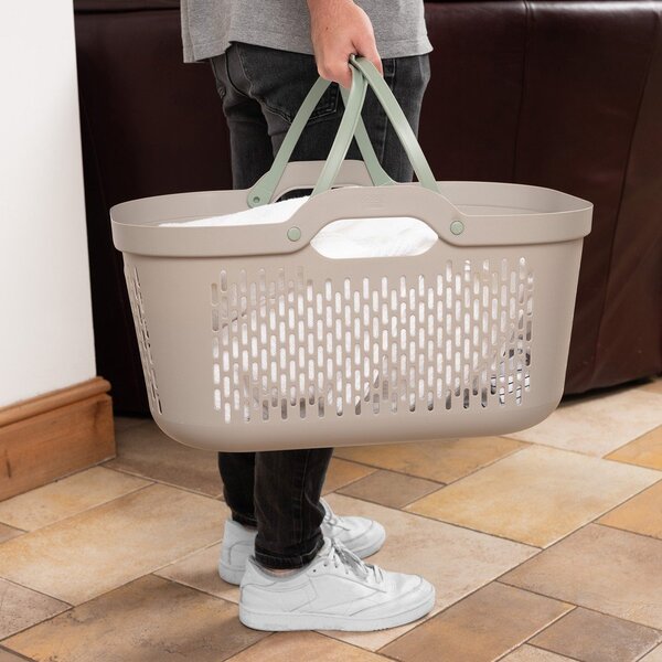 Светлокафяв пластмасов кош за пране 45 l – Addis