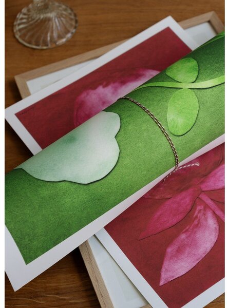 Постер 50x70 cm Peas in Bloom – Anna Ravn Bjørn – The Poster Club
