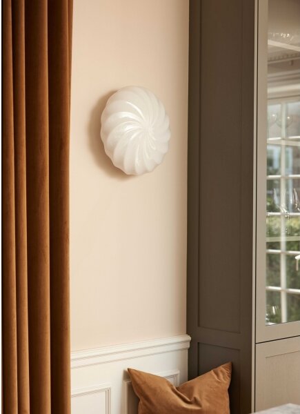 Halo Design 739547 - Настенно осветително тяло TWIST 3xG9/28W/230V Ø 35 см бяло/месинг