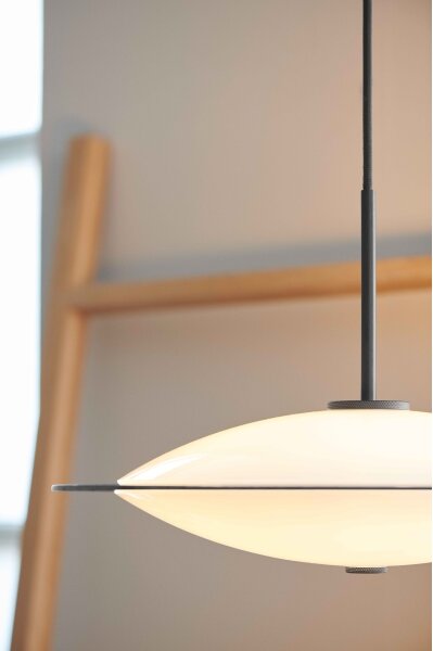 Halo Design 743629- Висящ полилей на кабел ORBIT 3xG9/7W/230V Ø 40 см бял/месинг/опушен