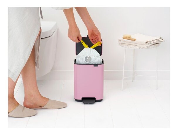 Розово стоманено кошче за боклук с педал 4 l Bo – Brabantia