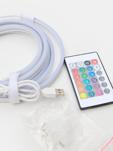 Sinsay - RGB LED лента с дистанционно управление - многоцветен