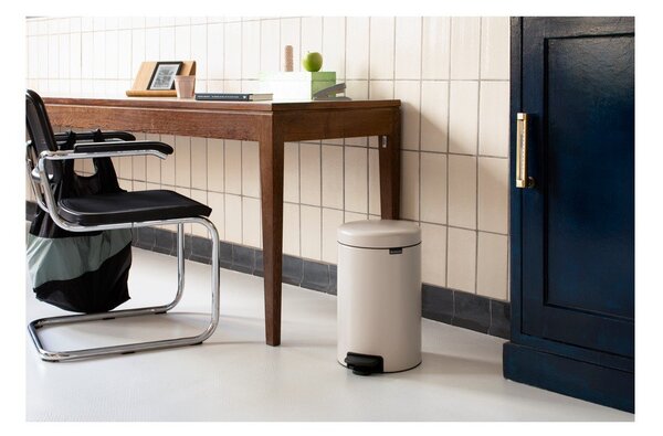 Бежово стоманено кошче за боклук с педал 12 l NewIcon – Brabantia