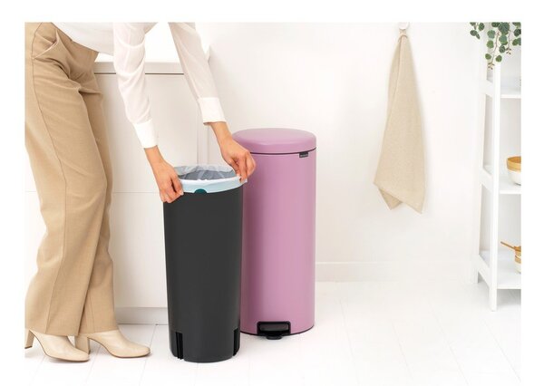 Розово стоманено кошче за боклук с педал 30 l NewIcon – Brabantia