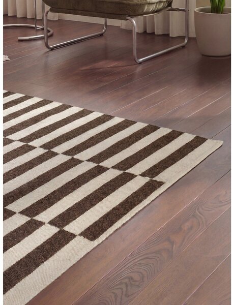 Бял/кафяв двустранен/ръчно изработен вълнен килим 120x180 cm Vika – Hanse Home
