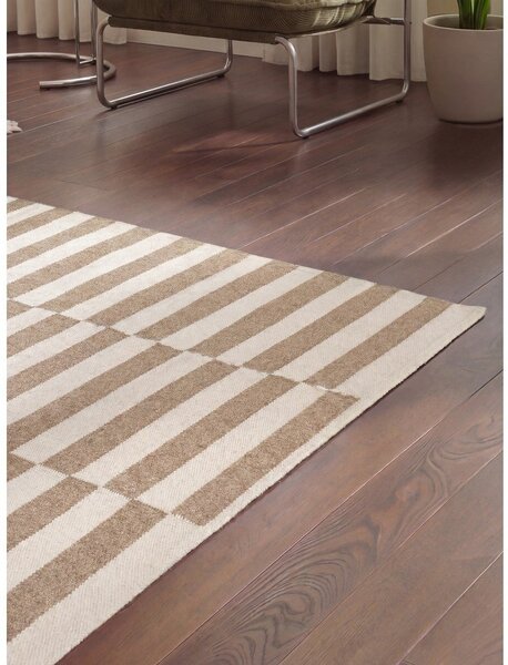 Бял/светлокафяв двустранен/ръчно изработен вълнен килим 120x180 cm Vika – Hanse Home