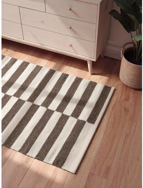 Бял/кафяв двустранен/ръчно изработен вълнен килим 80x150 cm Vika – Hanse Home