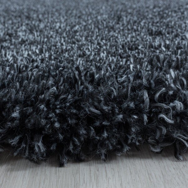 Антрацитна пътека 80x250 cm Fluffy – Ayyildiz Carpets