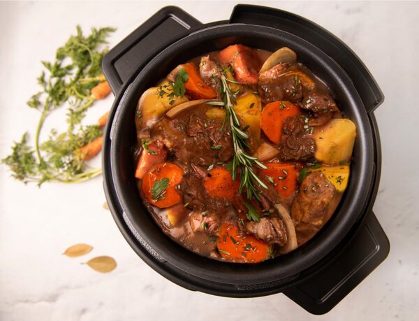 Мултикукър под налягане Tefal Turbo Cuisine & Fry CY778830, 70 kPa, 1200W, 7.6 л, 15 програми, Незалепващо покритие, Поддържане на топлина, Дигитален контрол, Черен
