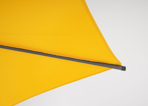 Градински чадър със свободно рамо SAMBA 270x220 cm. жълт/антрацит