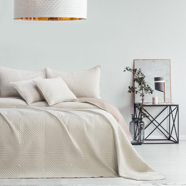 Бежово капитонирано покривало за легло от микрофибър 220x240 cm Softa – Restilo