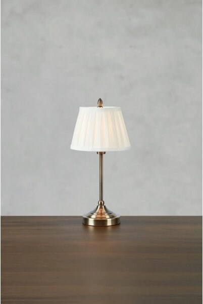 Markslöjd 108973 - Настолна лампа OXFORD 1xE14/40W/230V бяла/месинг