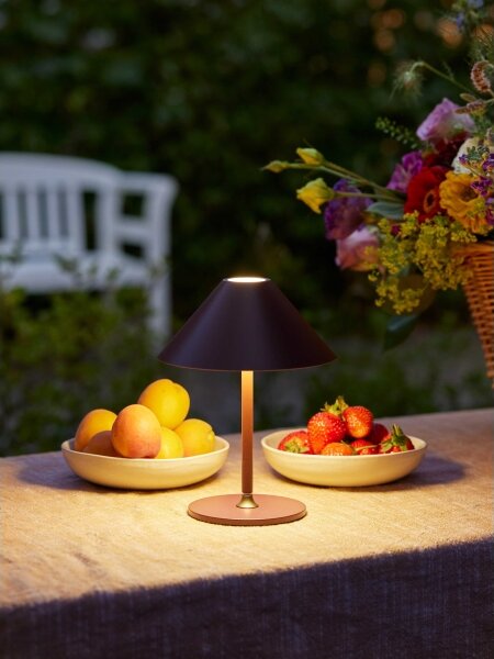 Halo Design 800834- акумулаторна настолна LED лампа HYGGE с димер, LED/3W/4000 mAh IP54, бордо