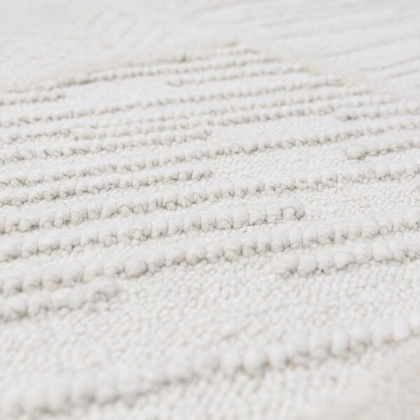 Бяла ръчно изработена пътека със смес от вълна 80x230 cm Sculptured Blocks – Flair Rugs