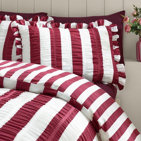 Тъмнолилаво единично спално бельо 135x200 cm Seersucker Frill Stripe – Catherine Lansfield