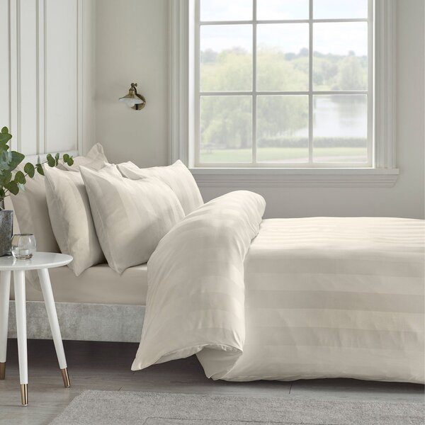 Кремаво единично сатенено спално бельо 135x200 cm So Soft Satin Stripe – Catherine Lansfield