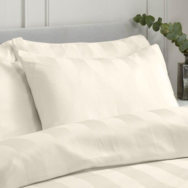 Кремаво единично сатенено спално бельо 135x200 cm So Soft Satin Stripe – Catherine Lansfield
