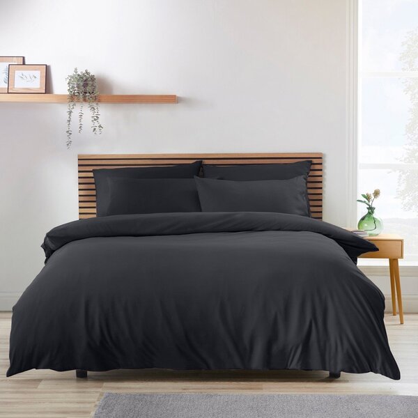 Черно единично спално бельо 135x200 cm So Soft Non Iron – Catherine Lansfield