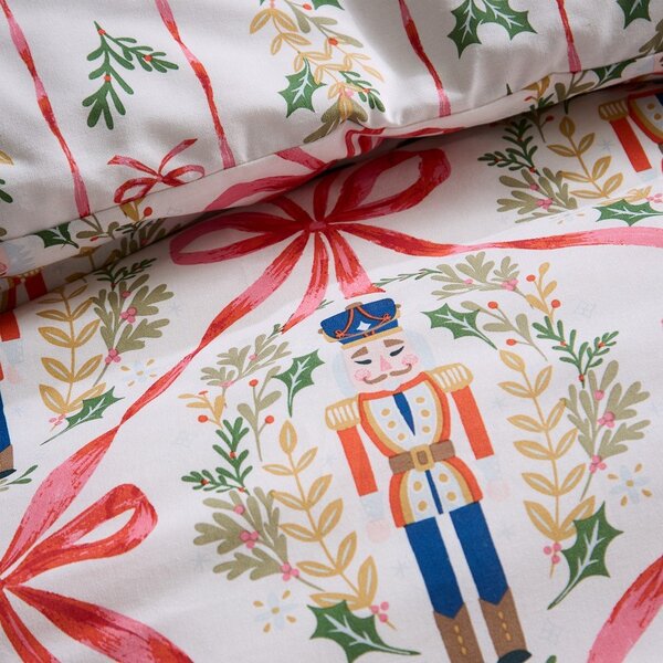 Единично спално бельо в естествен цвят 135x200 cm Christmas Nutcracker Bows – Catherine Lansfield