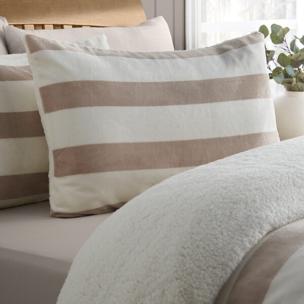 Единично спално бельо от шерпа в естествен цвят 135x200 cm Cosy Sherpa Stripe – Catherine Lansfield