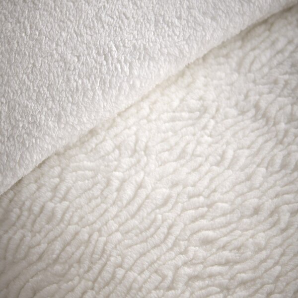 Кремаво единично спално бельо 135x200 cm Textured Wave Faux Fur – Catherine Lansfield