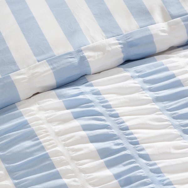 Синьо единично спално бельо 135x200 cm Seersucker Frill Stripe – Catherine Lansfield