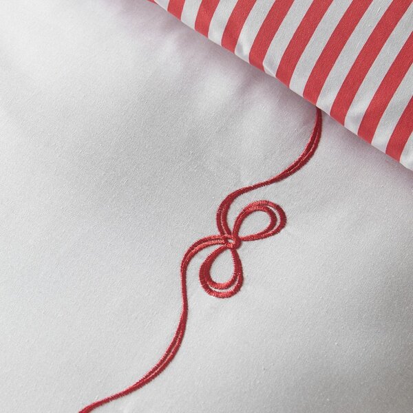 Червено/бяло двойно спално бельо 200x200 cm Bow Embroidery – Catherine Lansfield