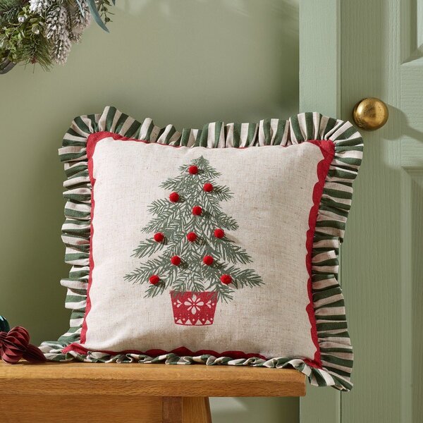 Декоративна възглавница с коледен мотив 45x45 cm Frilled Christmas Tree – Catherine Lansfield