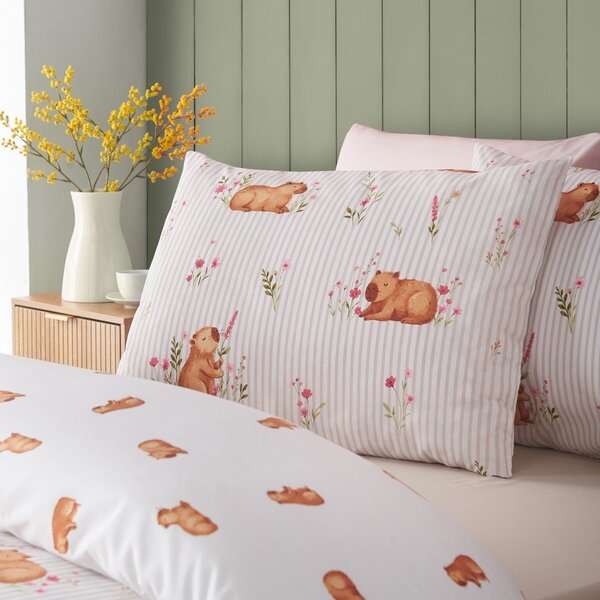Двойно спално бельо в естествен цвят 200x200 cm Happy Capy(bara) – Catherine Lansfield