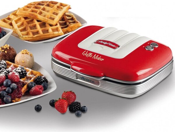 Гофретник Ariete PARTY TIME 1973/00, 700W, Незалепващо покритие, 2 плочи, Заключване, Червен