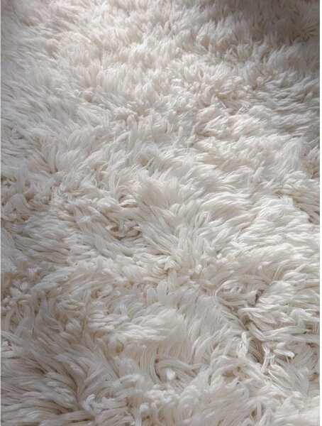 Бял вълнен килим 120x170 cm Dala – MADE
