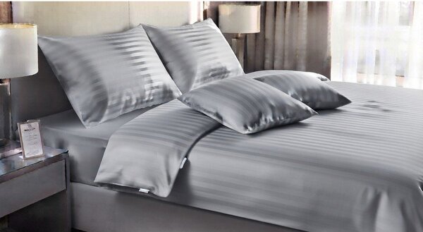Сиво единично 3 части спално бельо 140x200 cm Hotel stripe – JAHU collections