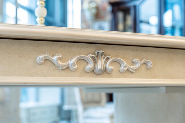 Комплект за трапезария CL 001, серия Chanel в стил Рококо