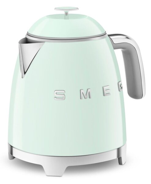 Светлозелена електрическа кана от неръждаема стомана 800 ml Retro Style – SMEG