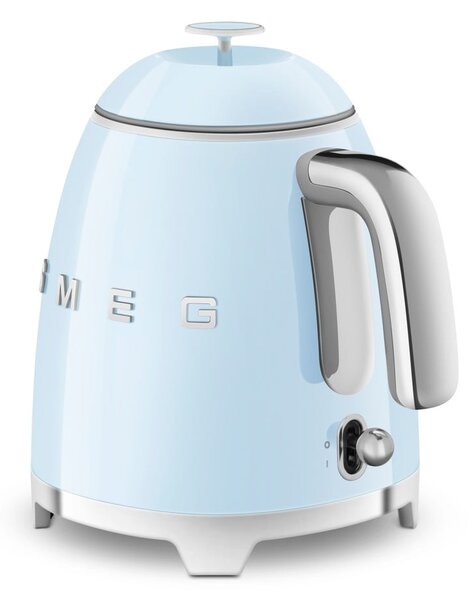Светлосиня електрическа кана от неръждаема стомана 800 ml Retro Style – SMEG