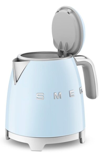 Светлосиня електрическа кана от неръждаема стомана 800 ml Retro Style – SMEG