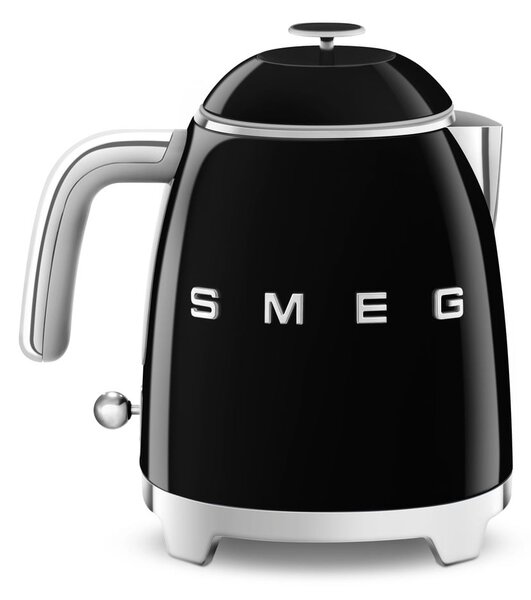 Черна електрическа кана от неръждаема стомана 800 ml Retro Style – SMEG