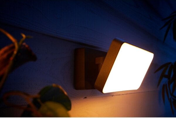 Philips 17435/30/P7 -LED RGB Екстериорен прожектор Hue DISCOVER 2xLED/15W/230V IP44
