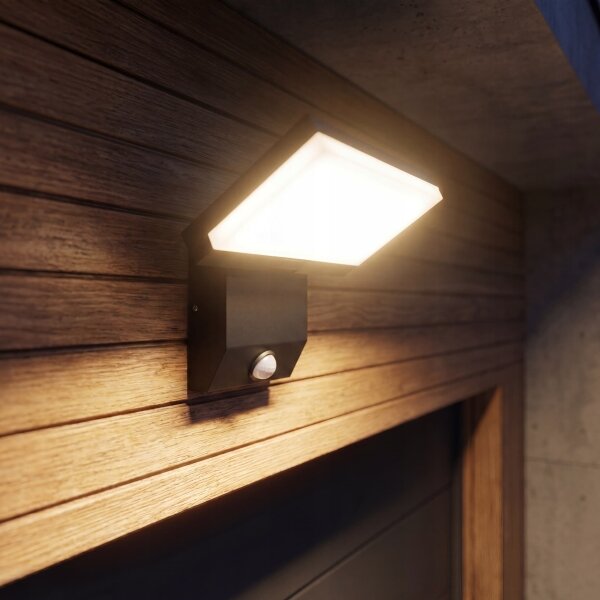 LED външен стенен осветител със сензор LED/18W/230V IP44 черен