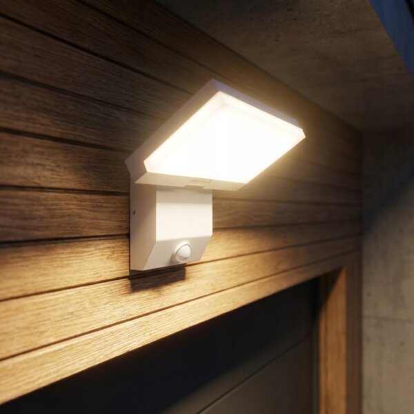 LED външна стенна лампа с сензор LED/18W/230V IP44 бяла