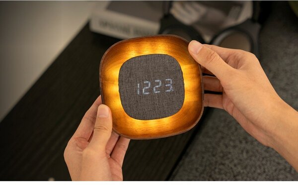 Дигитална аларма Lumos Walnut – Gingko
