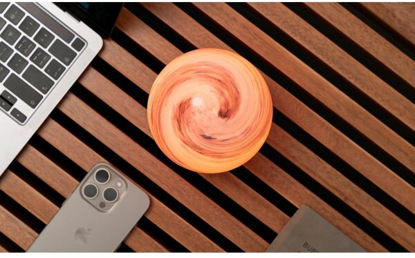 Кафява/в тъмно естествен цвят светлинна декорация с USB ø 12 cm Polar Cloud – Gingko