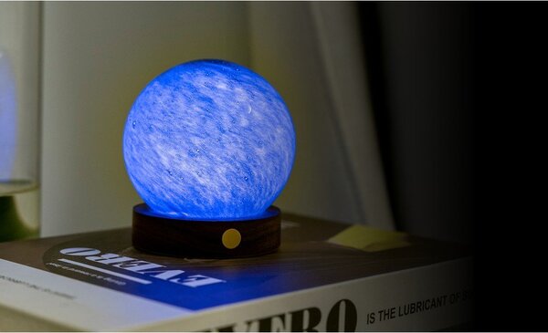Светлинна декорация с USB в тъмно естествен цвят ø 8 cm Galaxy Breeze – Gingko