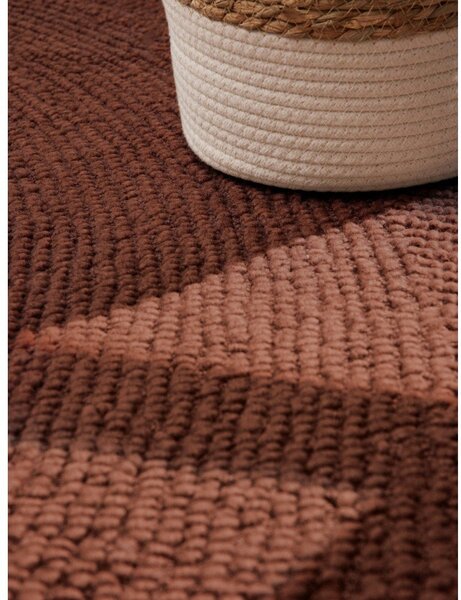 Ръчно изработен вълнен килим в тухлен цвят 80x150 cm Calmio – Hanse Home