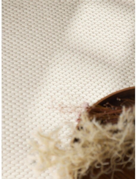 Кремав ръчно изработен вълнен килим 140x200 cm Lyon Beans – Elle Decoration
