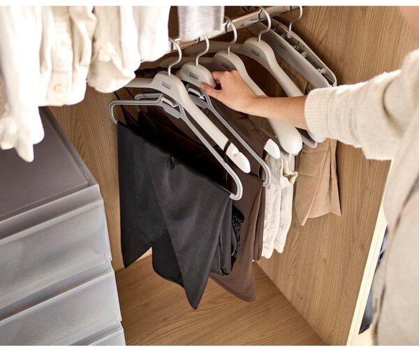 Пластмасови закачалки в комплект от 2 бр. Orderly – Joseph Joseph
